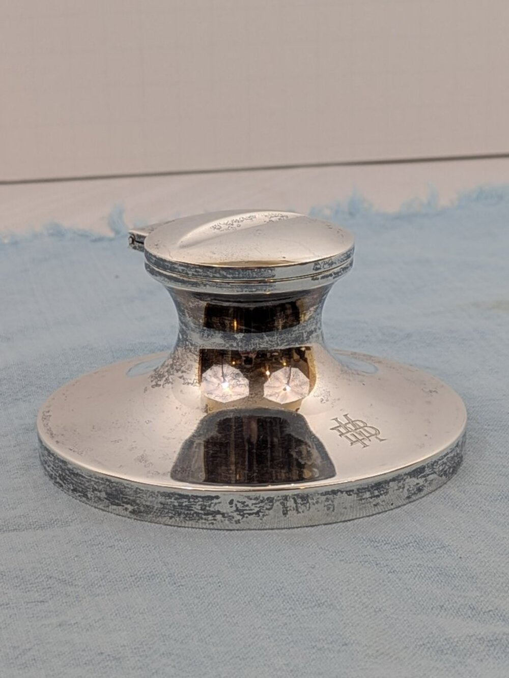 Antique Silverplate Capstan Inkwell, Hinged Lid Gold Wash Interior Monogrammed